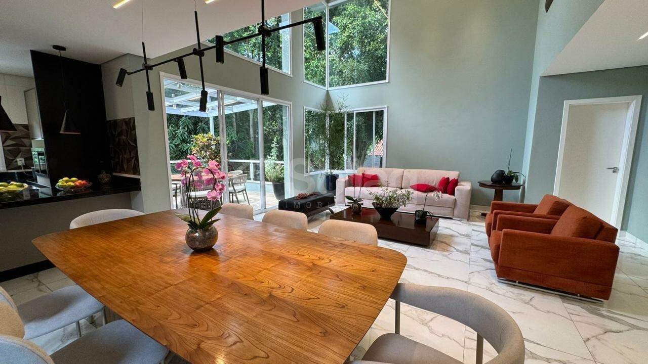 Casa em condomínio à venda no Condomínio Recanto dos Paturis: 