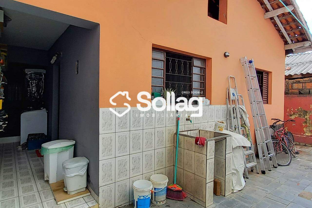 Casa à venda no Centro: 