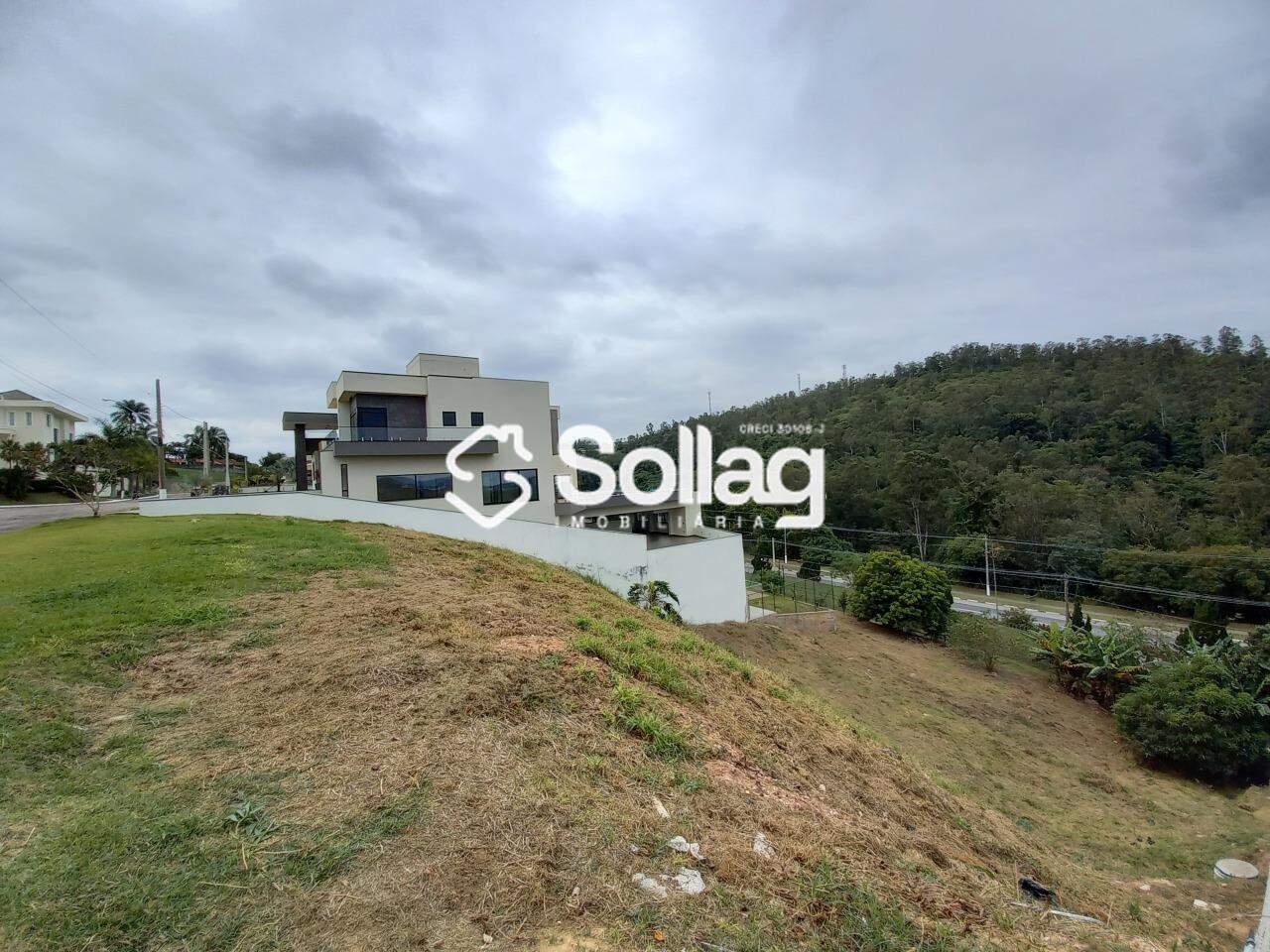 Terreno em condomínio à venda no Condomínio Sol Vinhedo Village: 