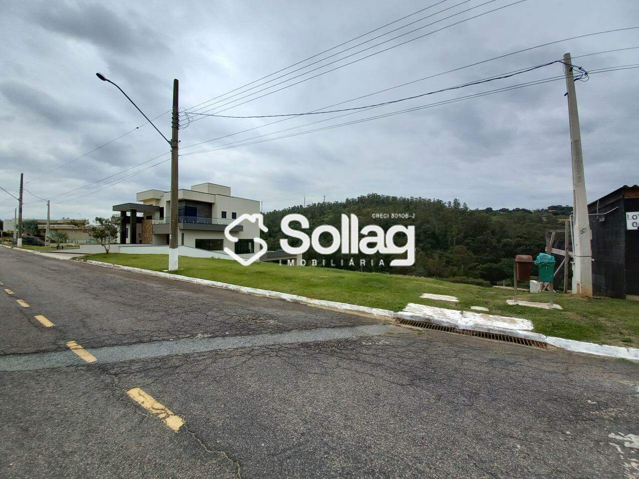 Terreno em condomínio à venda no Condomínio Sol Vinhedo Village: 