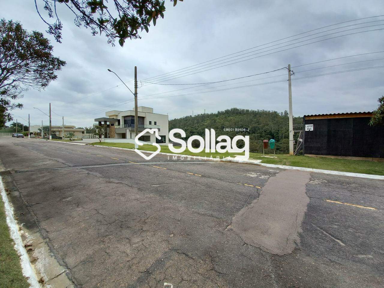 Terreno em condomínio à venda no Condomínio Sol Vinhedo Village: 