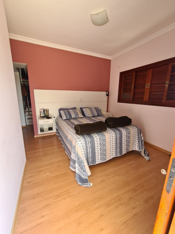 Casa em condomínio à venda no Condomínio Recanto Florido: 