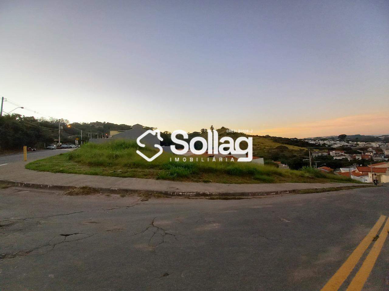 terreno à venda no Jardim Melle: 