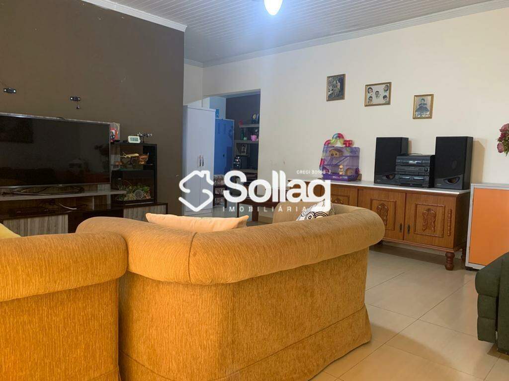 Casa à venda no Cachoeira: 