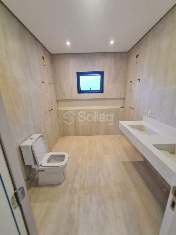 Casa em condomínio à venda no Condomínio Residencial Querência: 