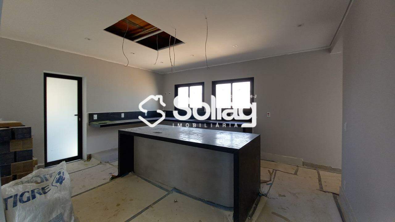 Casa em condomínio à venda no Condomínio Residencial Querência: 