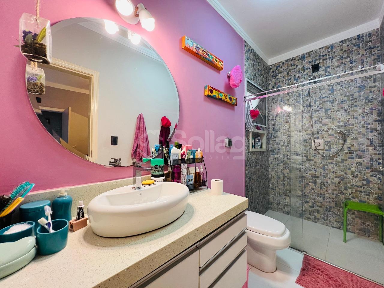 Casa em condomínio à venda no Condomínio Colina dos Coqueiros: 