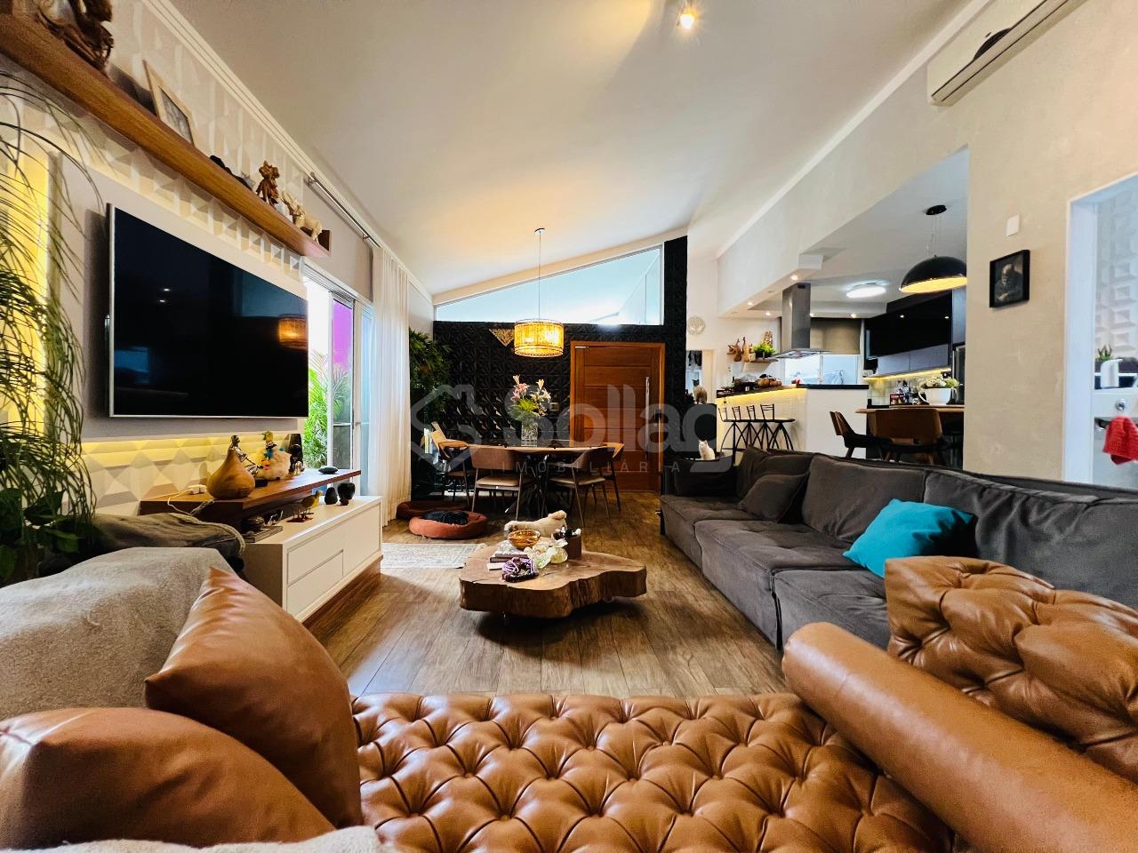 Casa em condomínio à venda no Condomínio Colina dos Coqueiros: 