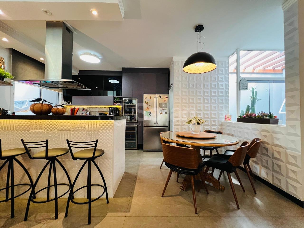 Casa em condomínio à venda no Condomínio Colina dos Coqueiros: 