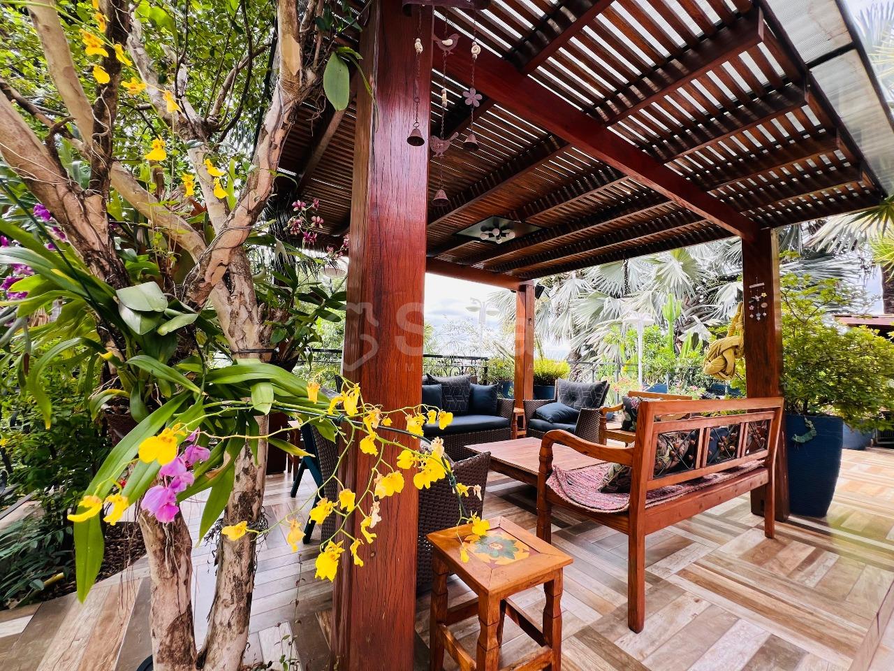 Casa em condomínio à venda no Condomínio Colina dos Coqueiros: 