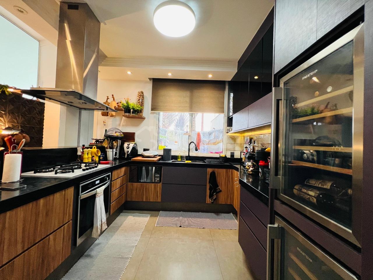 Casa em condomínio à venda no Condomínio Colina dos Coqueiros: 