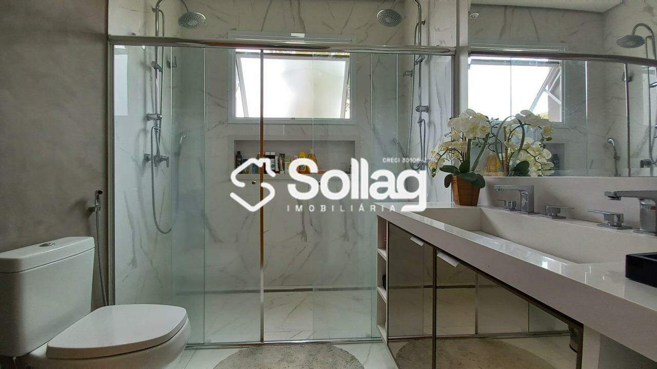 Casa em condomínio à venda no Condomínio Villa Lombarda: 