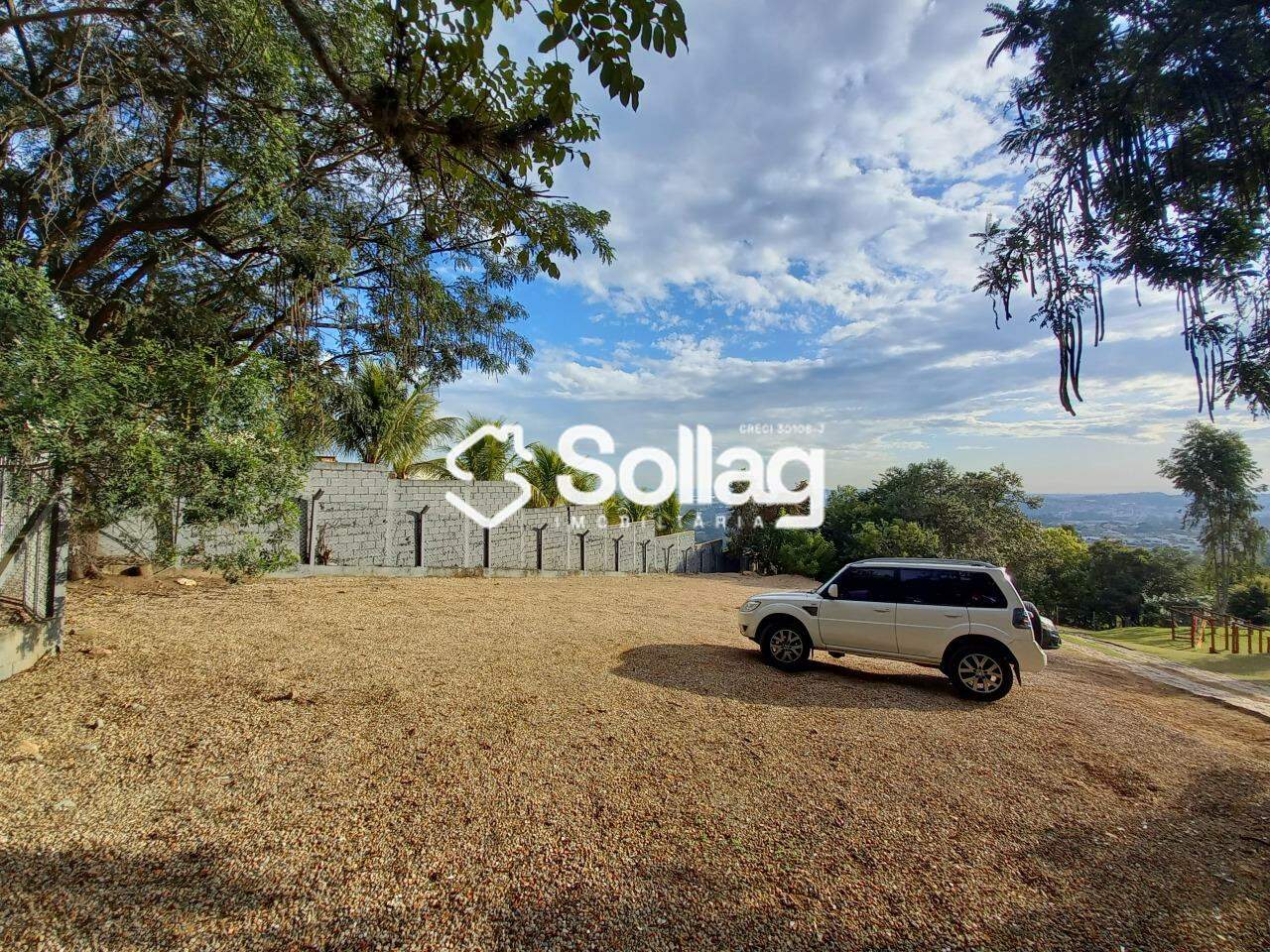 terreno à venda no Pinheirinho: 