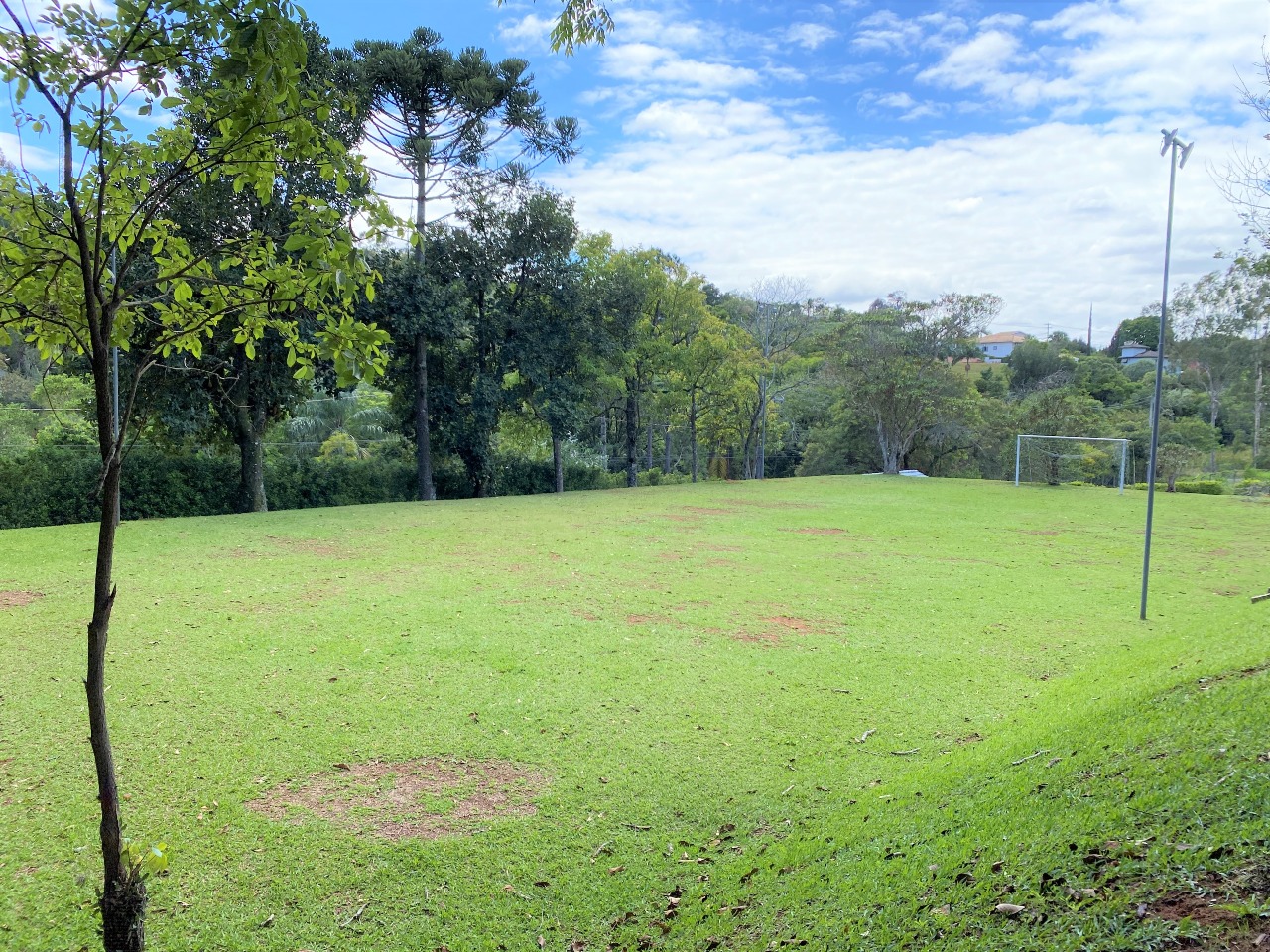 Casa em condomínio à venda no Condomínio Vale da Santa Fé: 