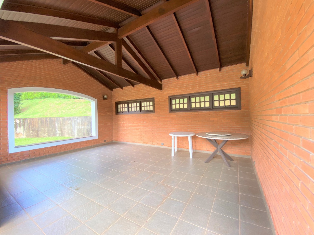 Casa em condomínio à venda no Condomínio Vale da Santa Fé: 