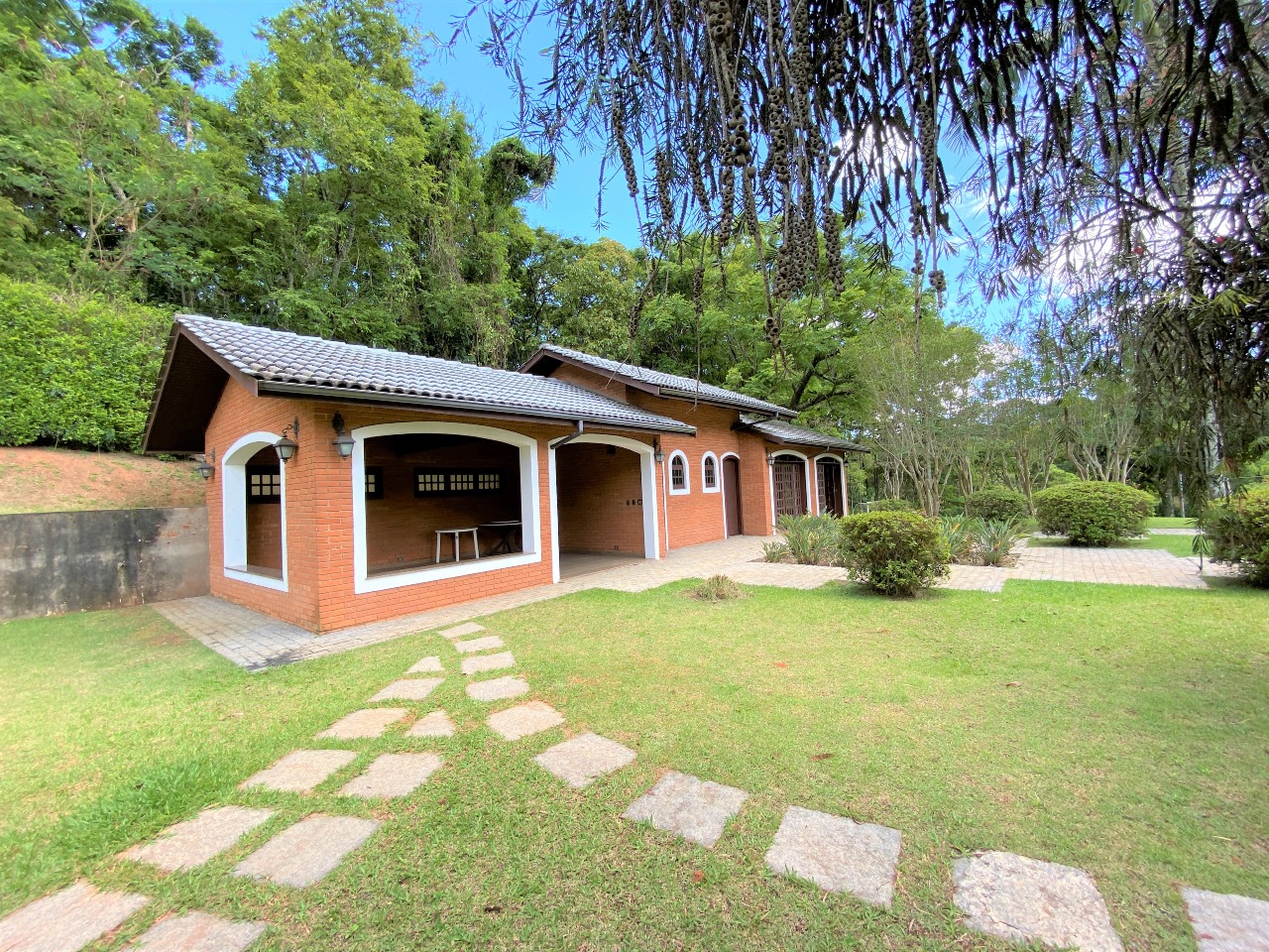 Casa em condomínio à venda no Condomínio Vale da Santa Fé: 