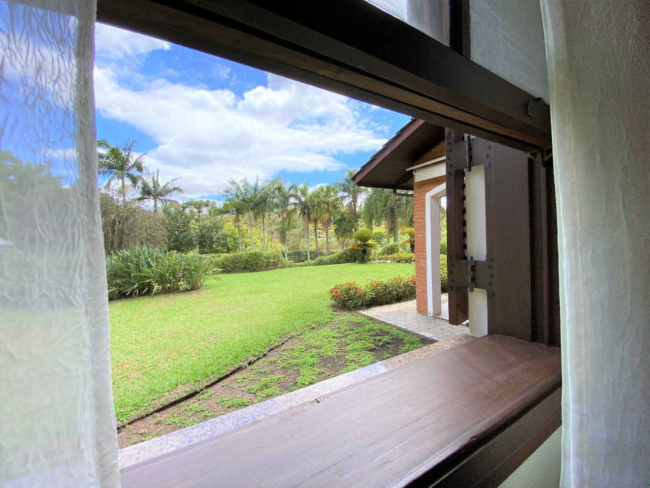 Casa em condomínio à venda no Condomínio Vale da Santa Fé: 