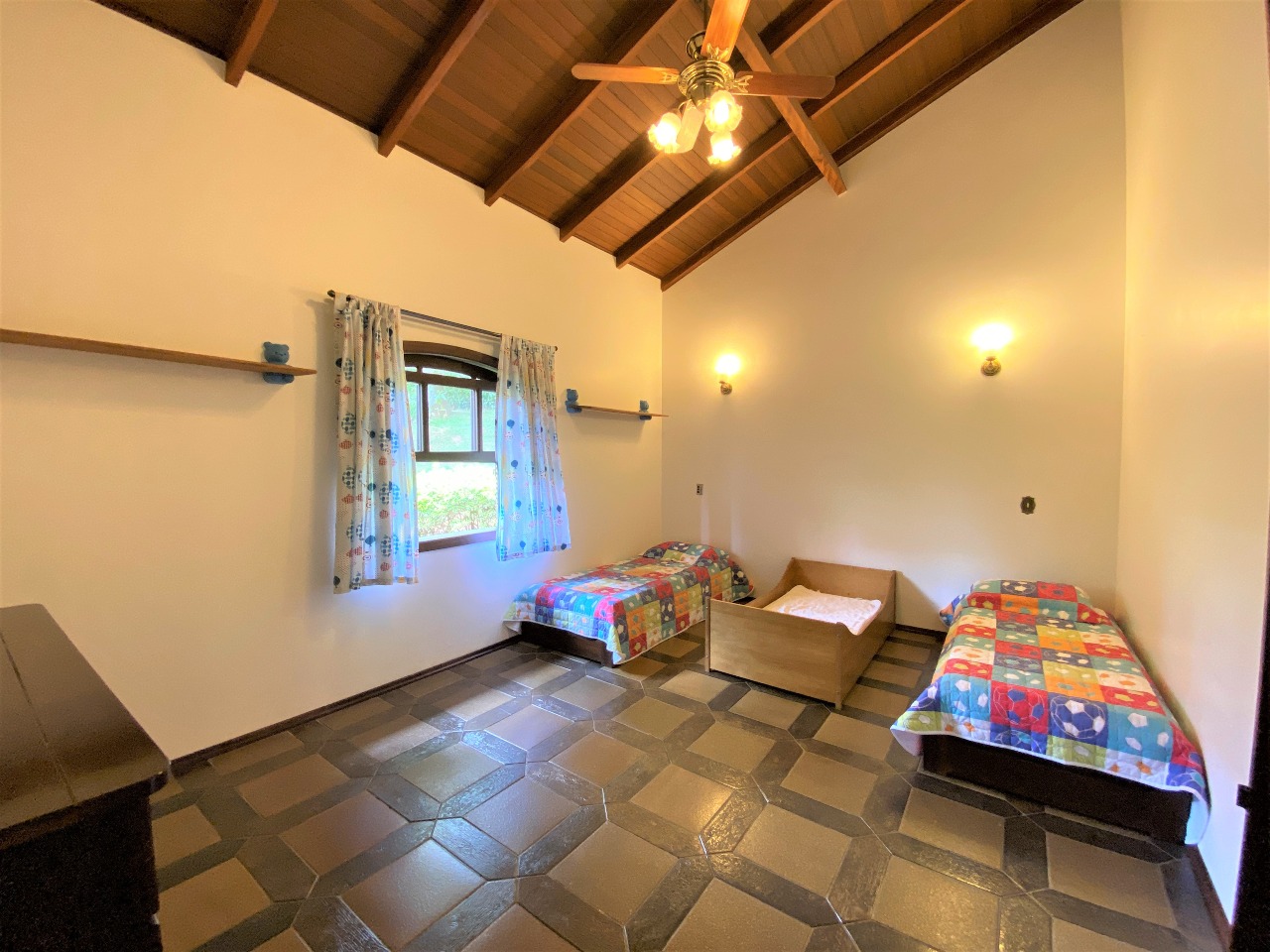 Casa em condomínio à venda no Condomínio Vale da Santa Fé: 