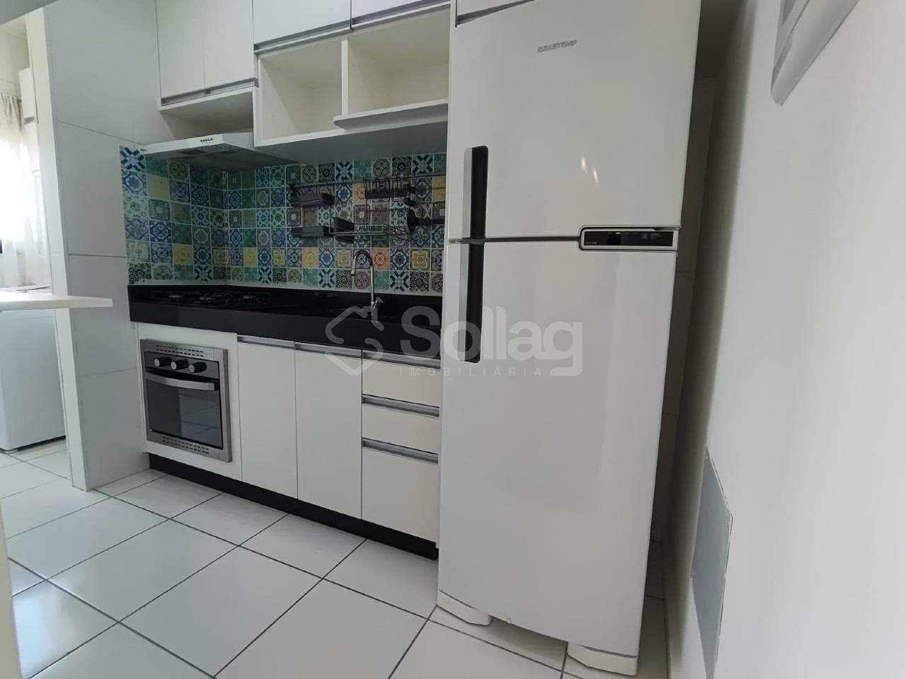 Apartamento para aluguel no Pinheirinho: 