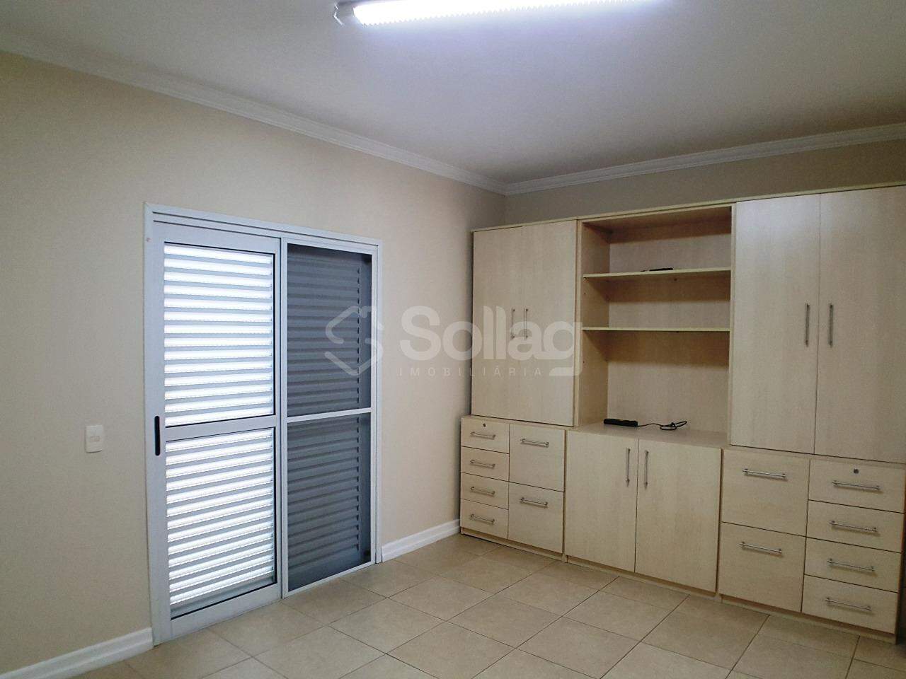 Casa em condomínio para aluguel no Condomínio Jardim América: 