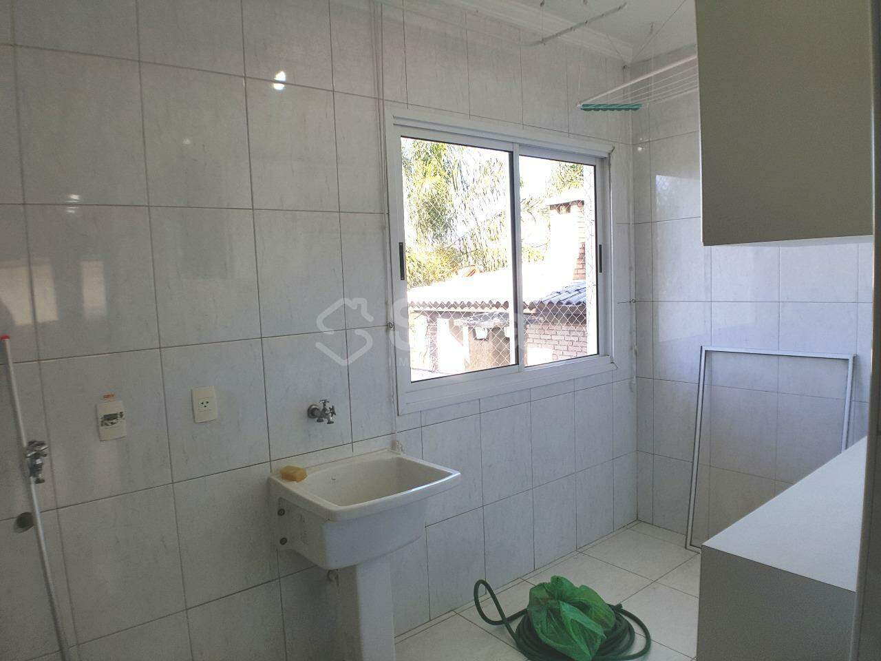 Casa em condomínio para aluguel no Condomínio Jardim América: 