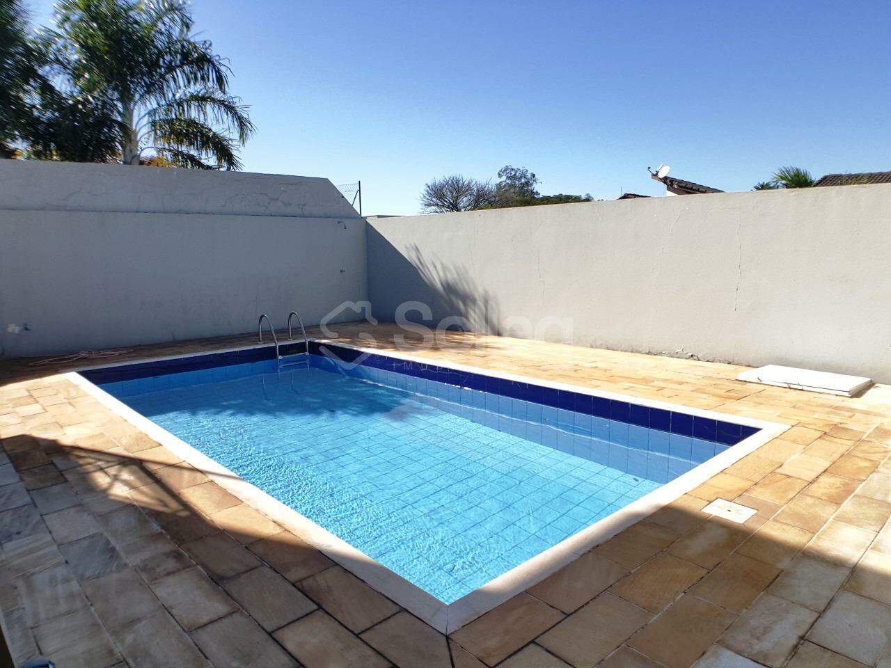 Casa em condomínio para aluguel no Condomínio Jardim América: 
