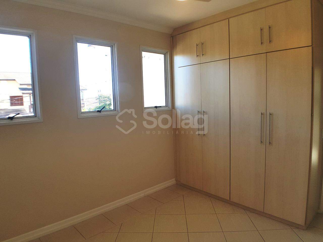 Casa em condomínio para aluguel no Condomínio Jardim América: 