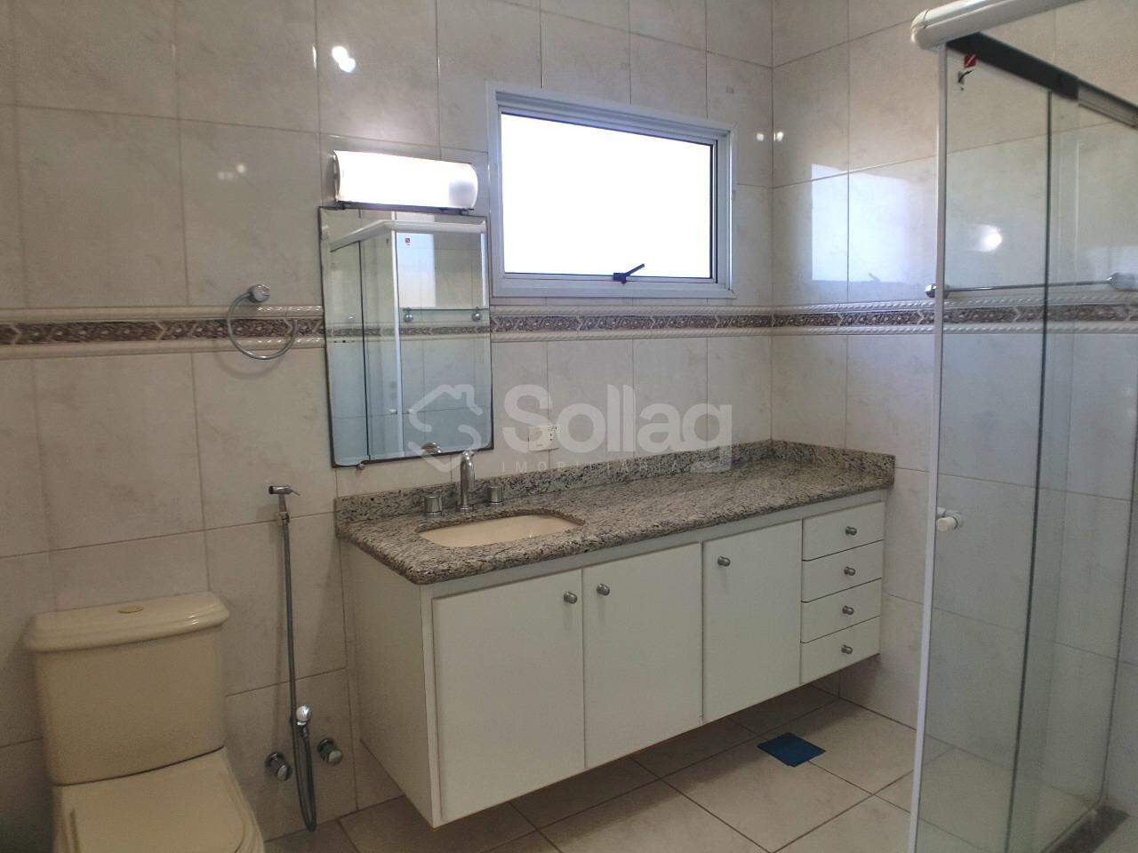 Casa em condomínio para aluguel no Condomínio Jardim América: 
