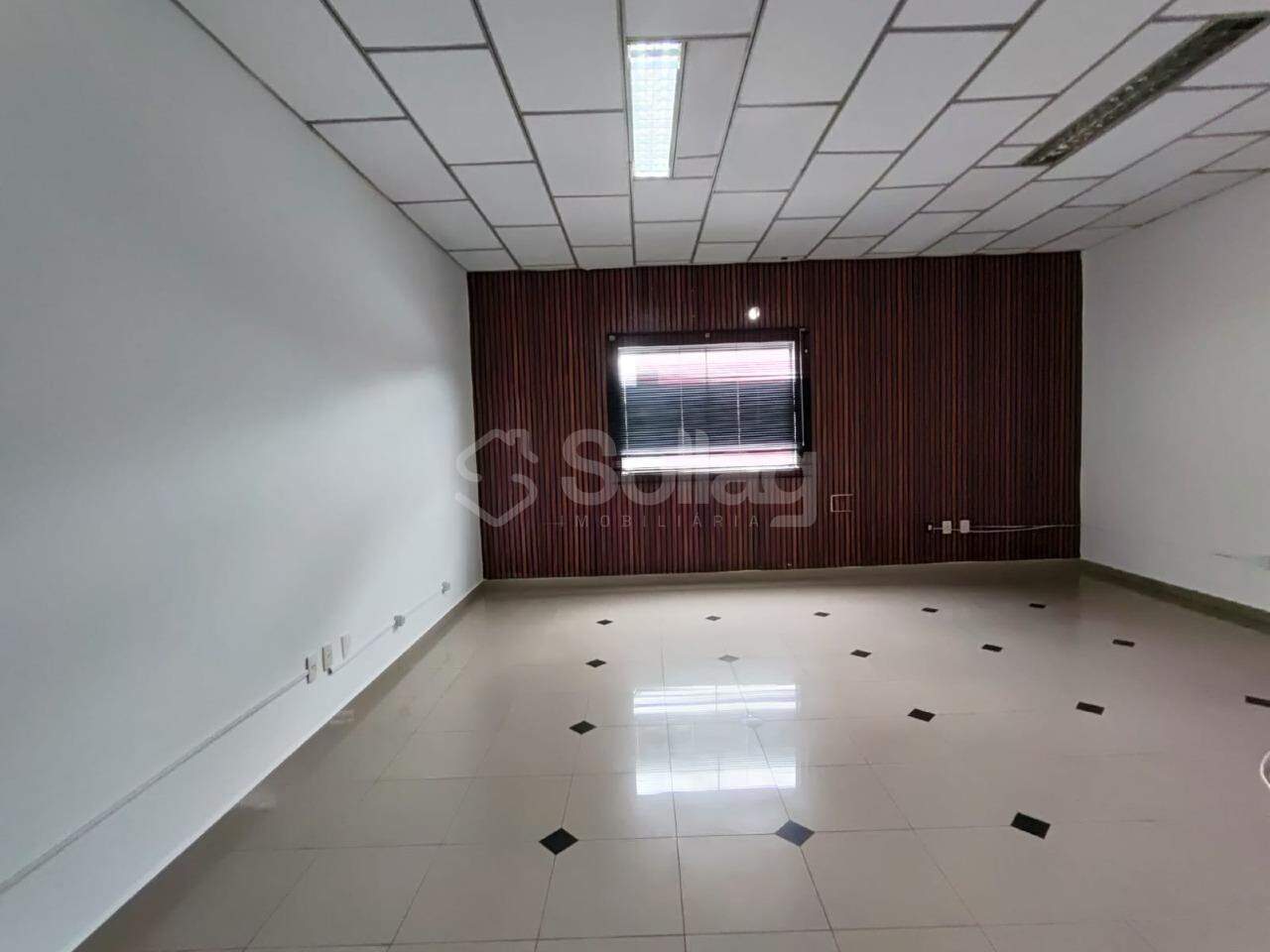 Sala para aluguel no Centro: