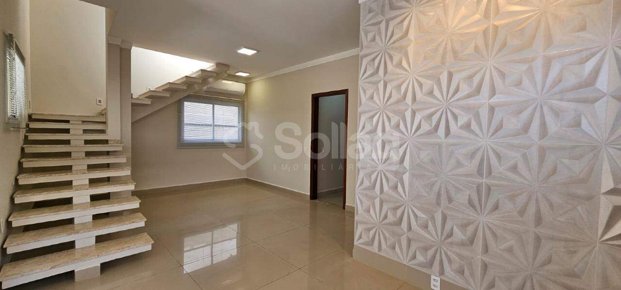 Casa em condomínio para aluguel no Condomínio Reserva da Mata: 