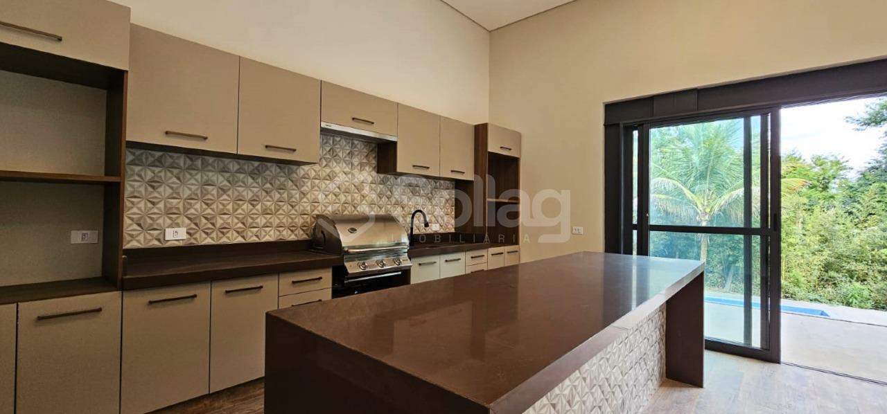 Casa em condomínio à venda no Condomínio Estância Marambaia: 