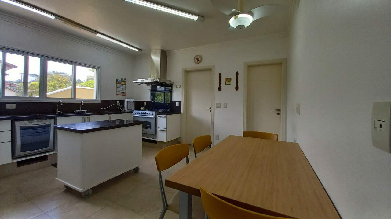 Casa em condomínio à venda no Condomínio Jardim Paulista I: 