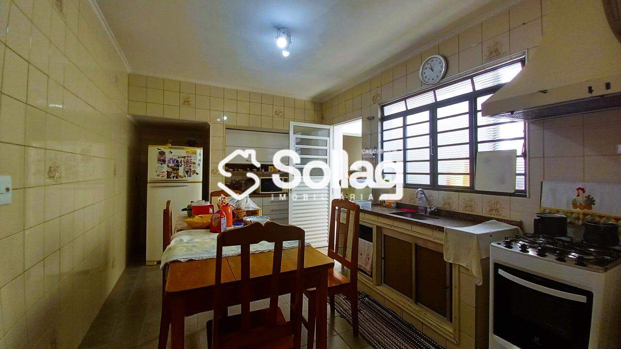 Prédio à venda no Santa Rosa: 