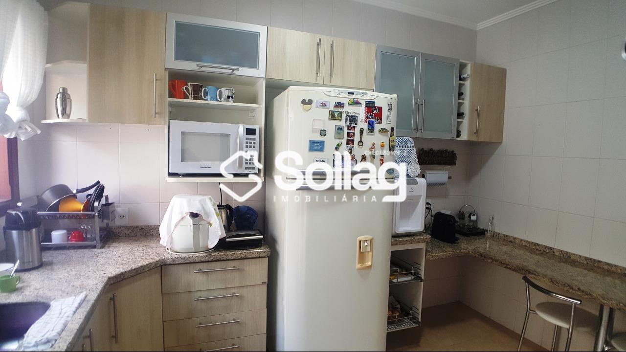 Casa em condomínio à venda no Condomínio Jardim das Palmeiras: 