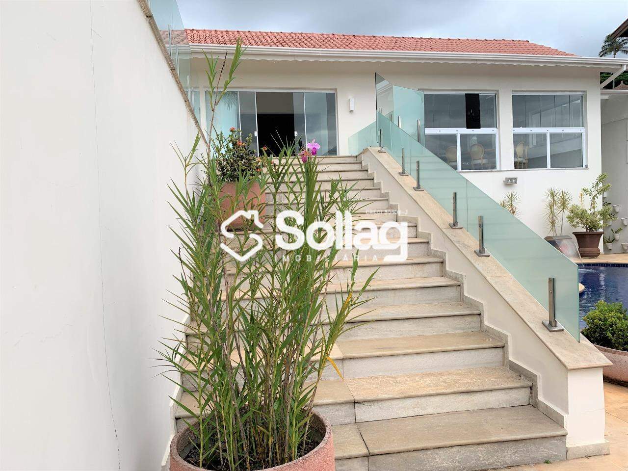 Casa em condomínio à venda no Condomínio Chácaras do Lago: 