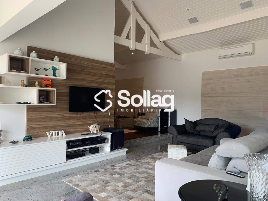 Casa em condomínio à venda no Condomínio Chácaras do Lago: 