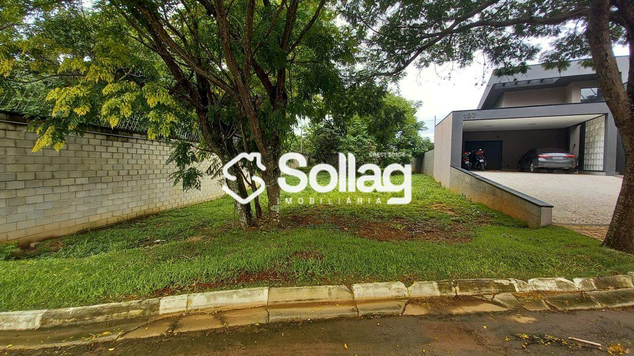 Terreno em condomínio à venda no Condomínio Reserva dos Vinhedos: 