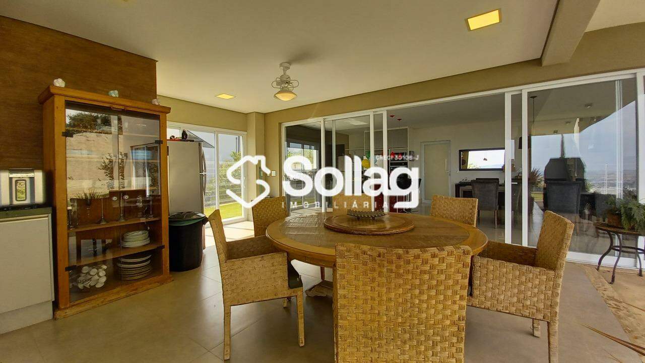 Casa em condomínio à venda no Condomínio Alpes de Vinhedo: 