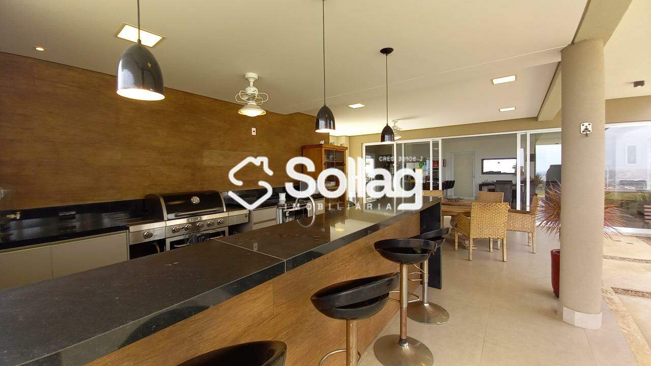 Casa em condomínio à venda no Condomínio Alpes de Vinhedo: 