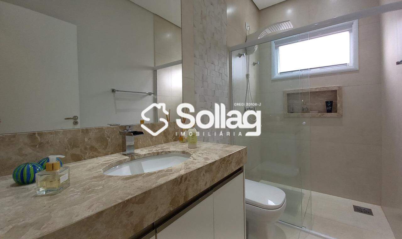 Casa em condomínio à venda no Condomínio Alpes de Vinhedo: 