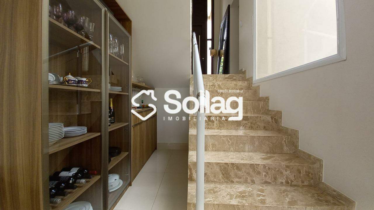 Casa em condomínio à venda no Condomínio Alpes de Vinhedo: 