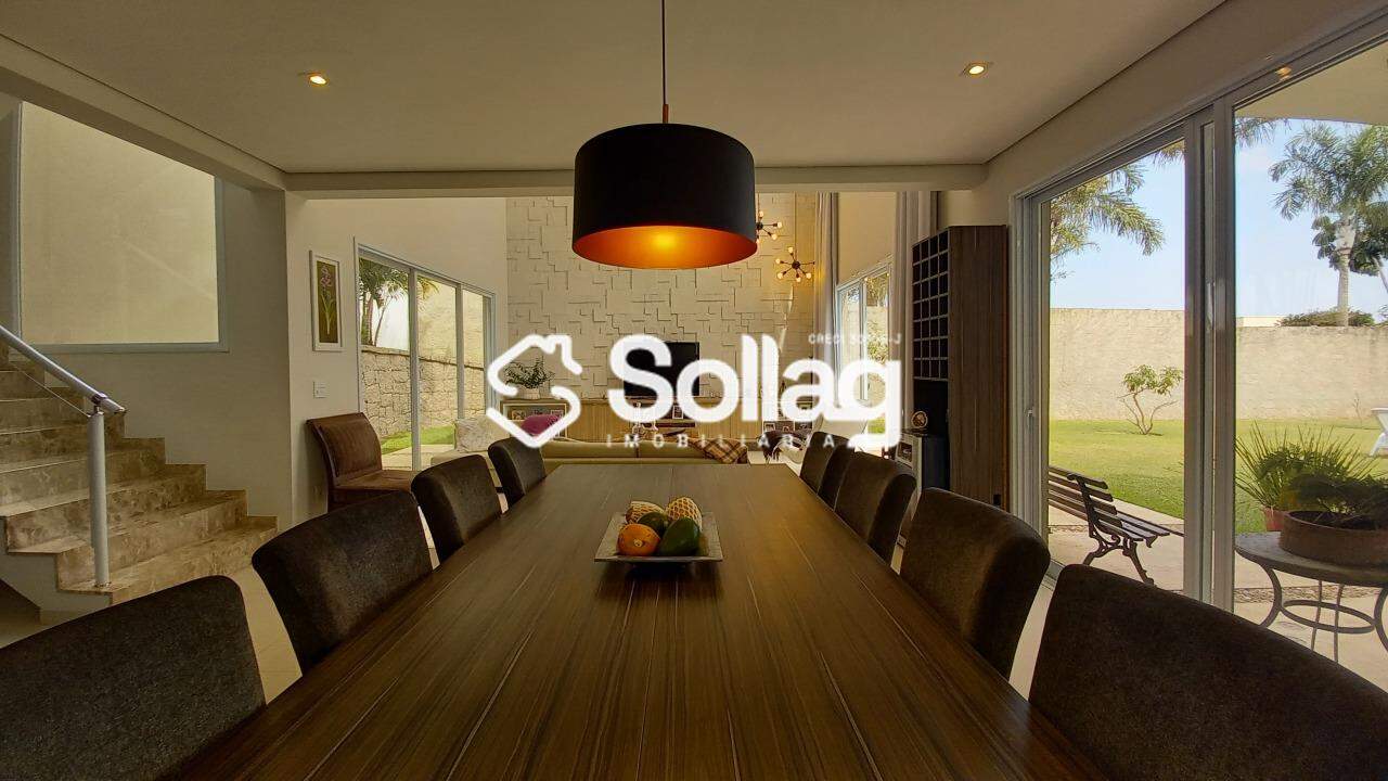 Casa em condomínio à venda no Condomínio Alpes de Vinhedo: 