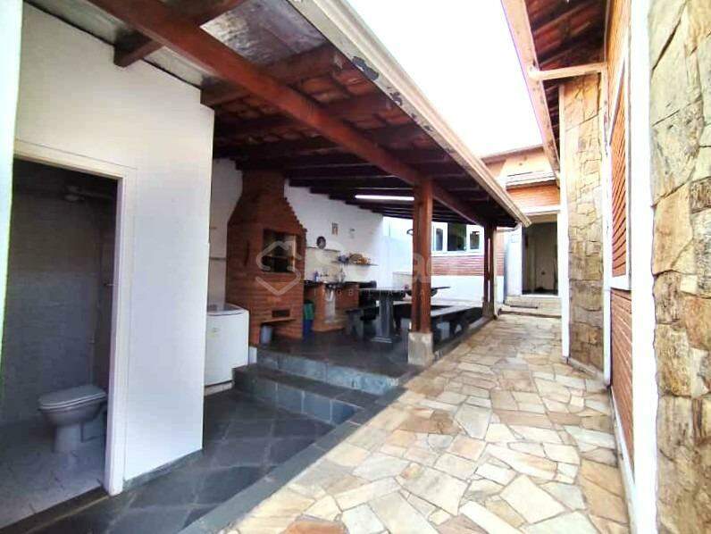 Casa à venda no Residencial Aquário: 