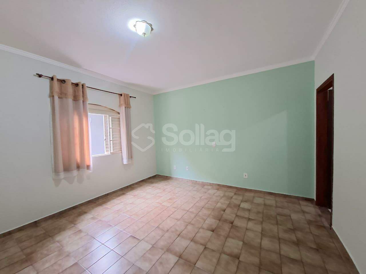 Casa para aluguel no Vila Planalto: 