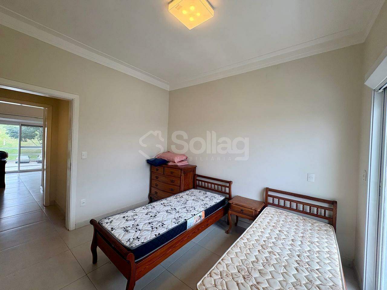 Casa em condomínio à venda no Condomínio Villagio Paradiso: