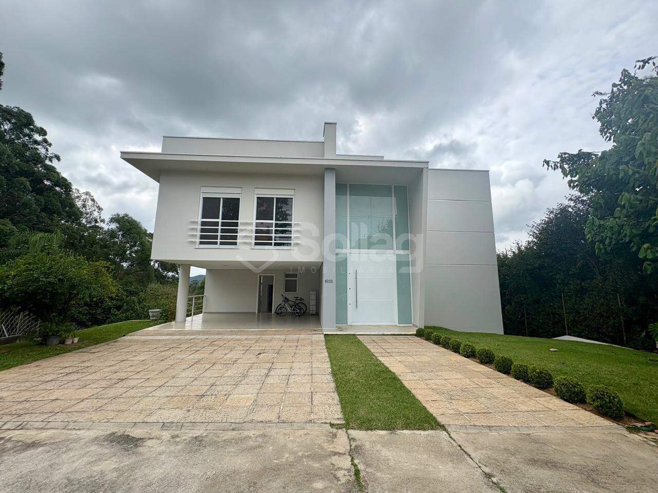 Casa em condomínio à venda no Condomínio Villagio Paradiso: