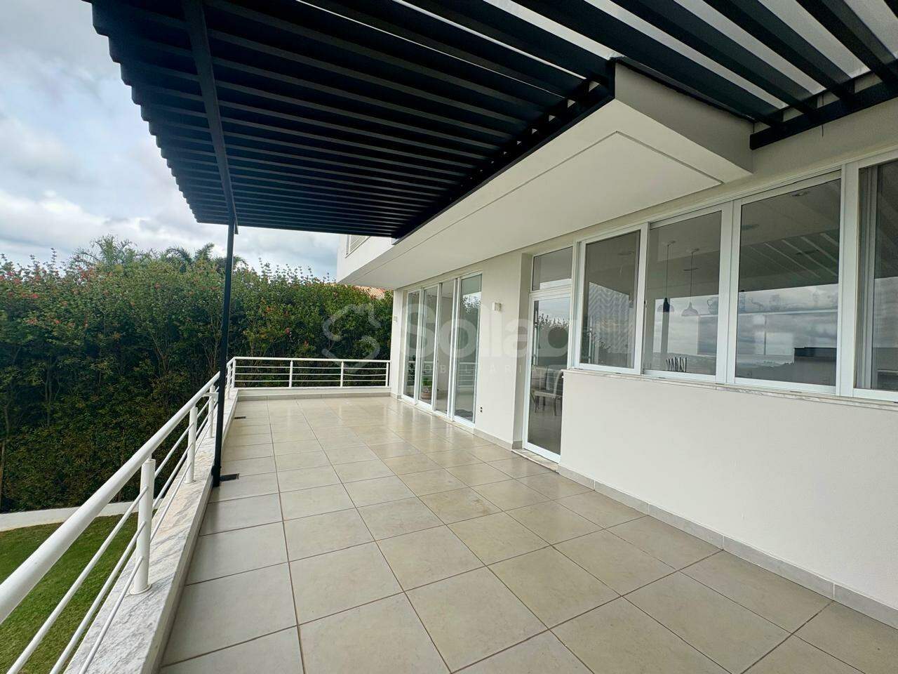 Casa em condomínio à venda no Condomínio Villagio Paradiso: