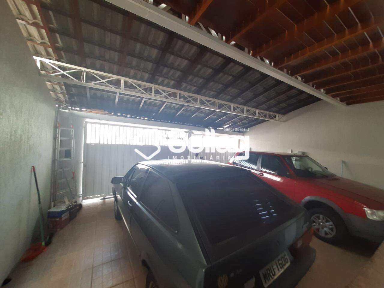 Casa para aluguel no Centro: 