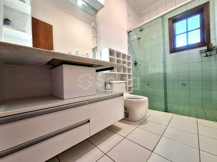 Casa em condomínio para aluguel no Bosque: Banheiro Suite 1