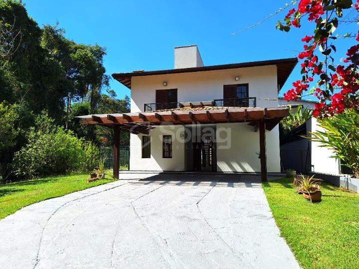 Casa em condomínio para aluguel no Bosque: 